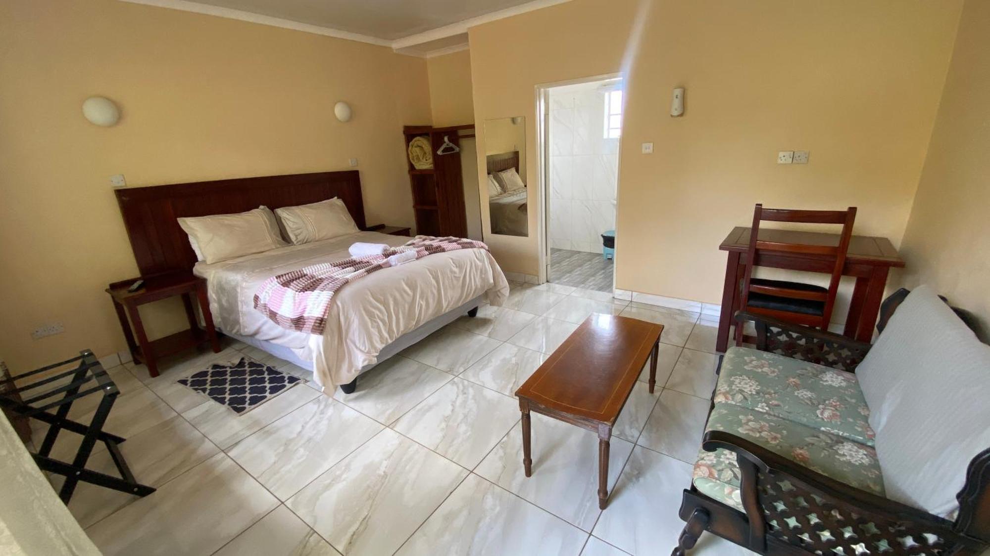 Lynns Guest House Bulawayo Extérieur photo