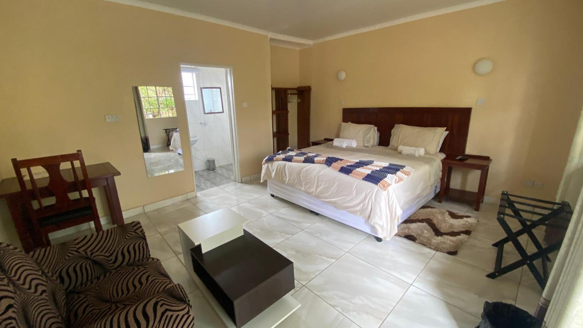 Lynns Guest House Bulawayo Extérieur photo
