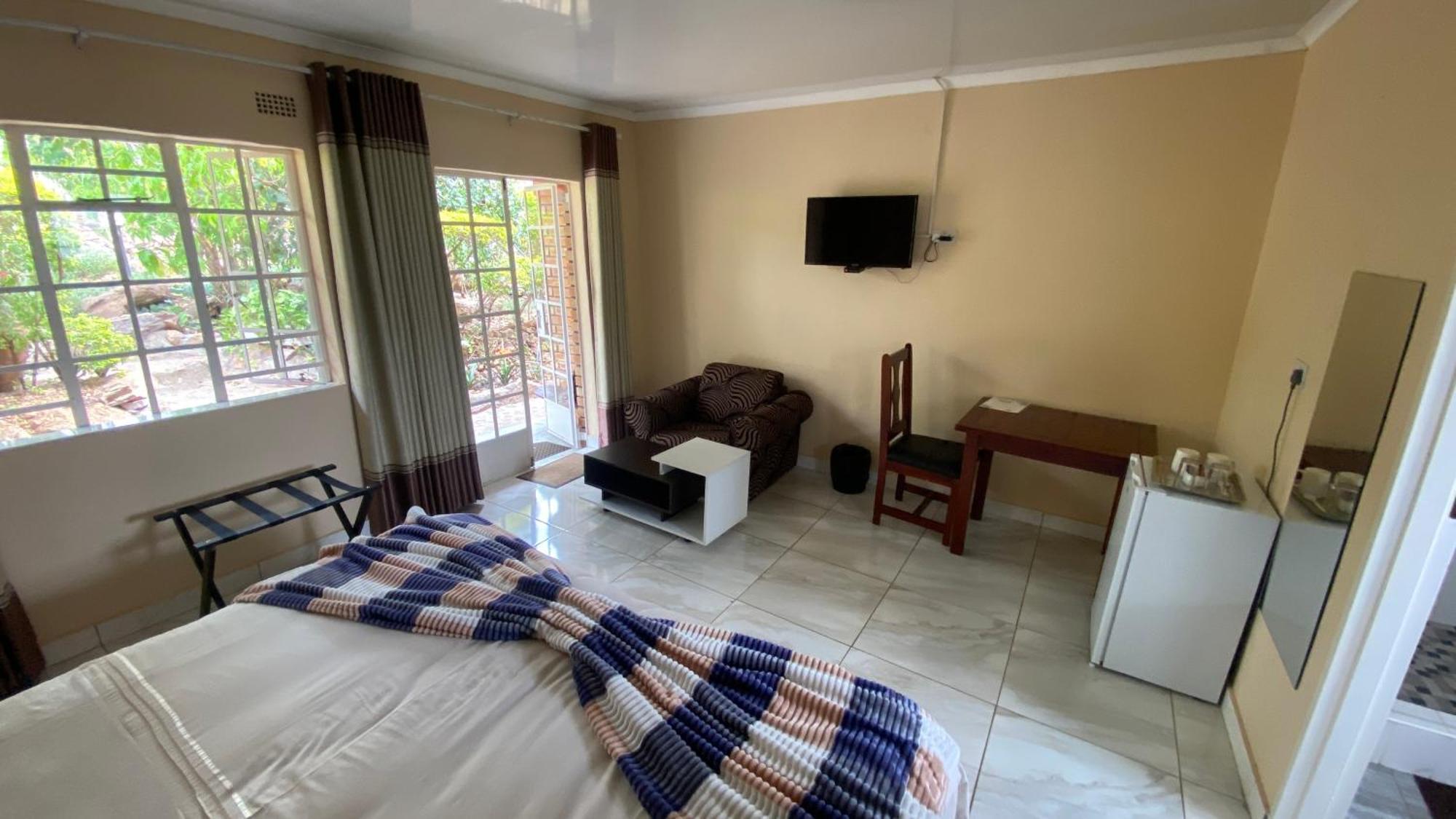 Lynns Guest House Bulawayo Extérieur photo