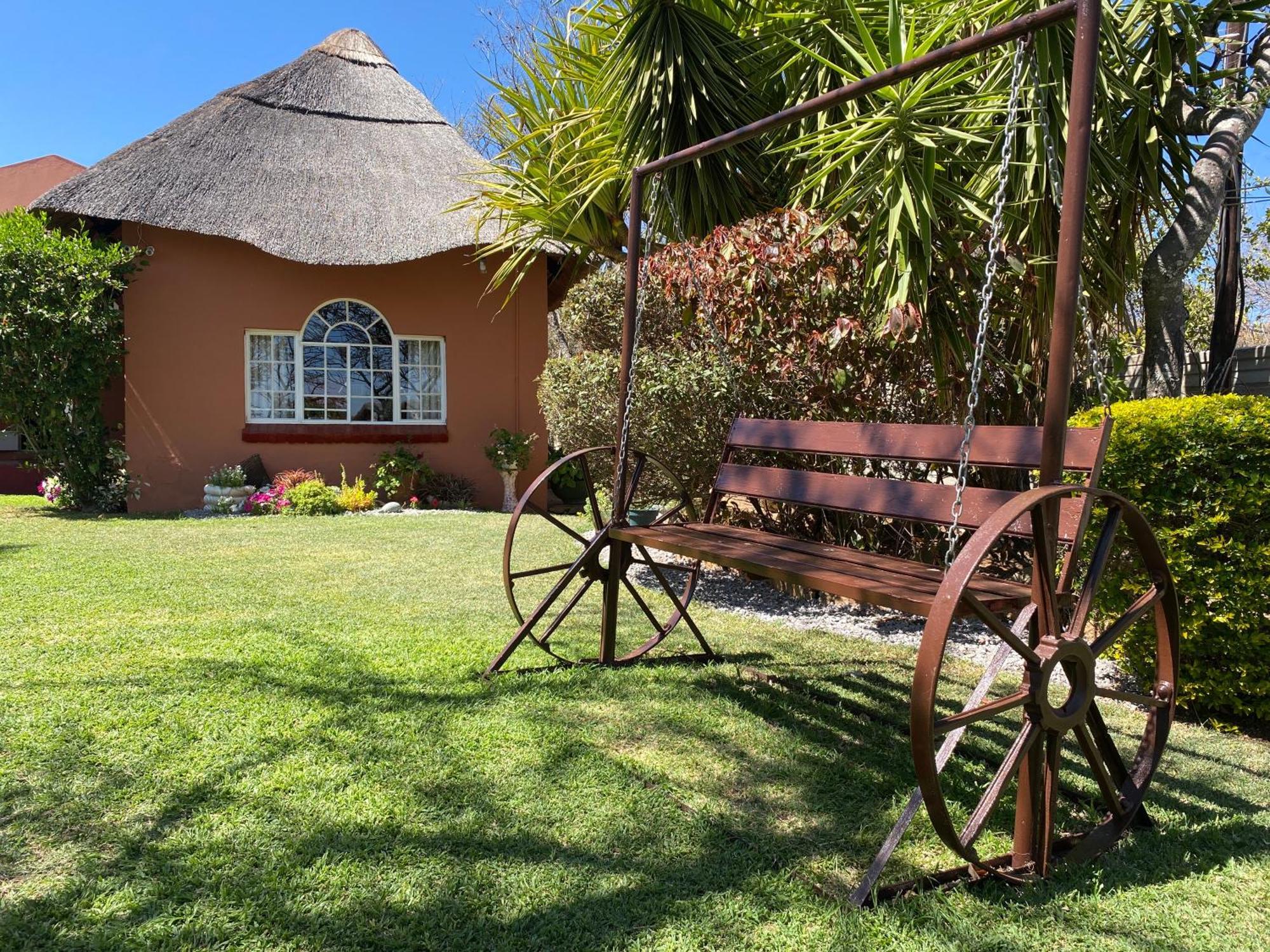 Lynns Guest House Bulawayo Extérieur photo