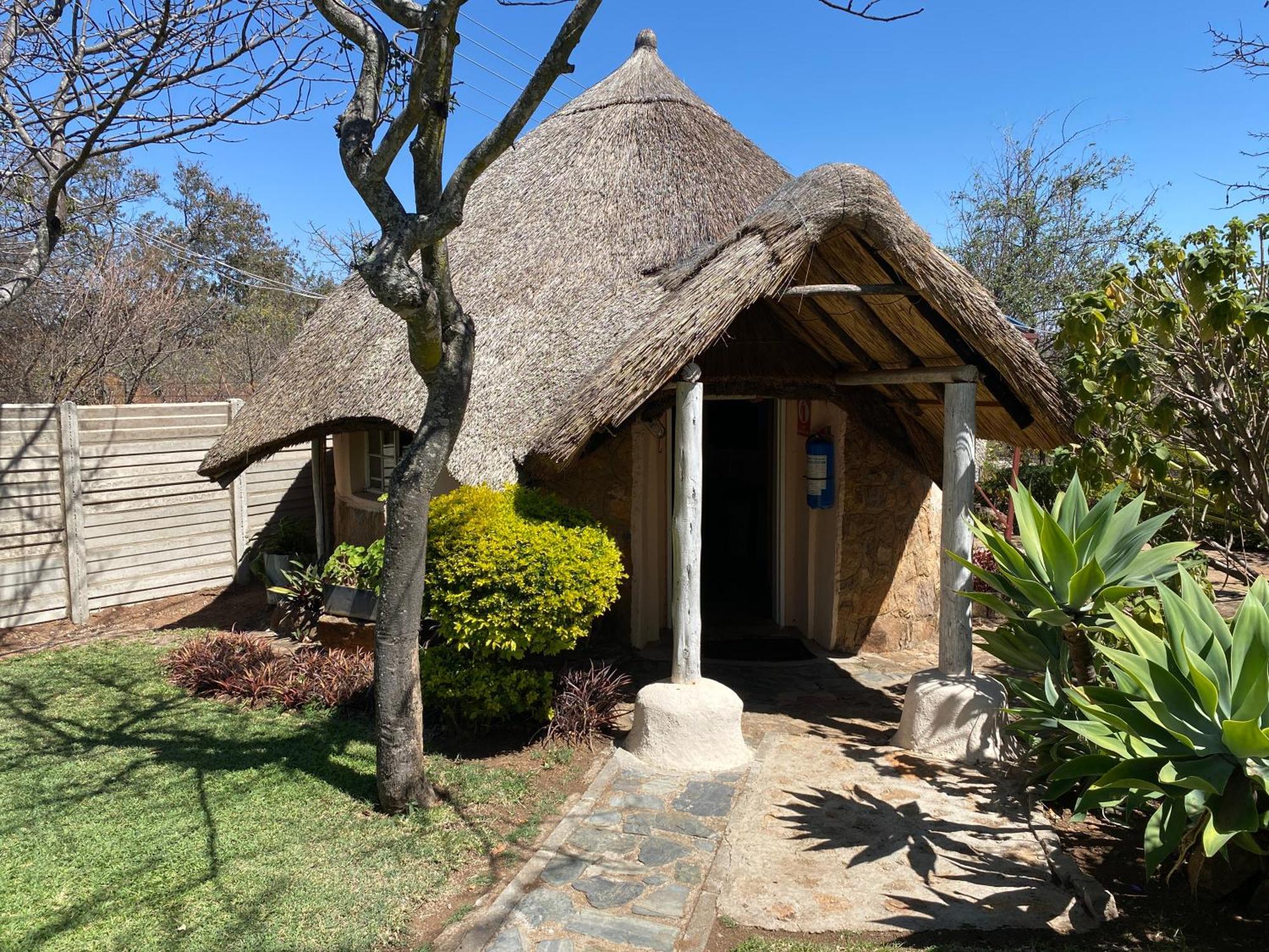 Lynns Guest House Bulawayo Extérieur photo